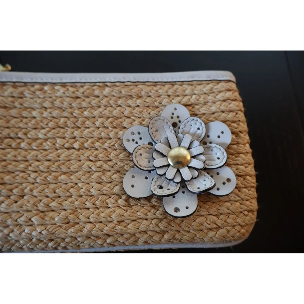 Coach Bleecker Straw Flower Wristlet White Leather Y2K Vintage